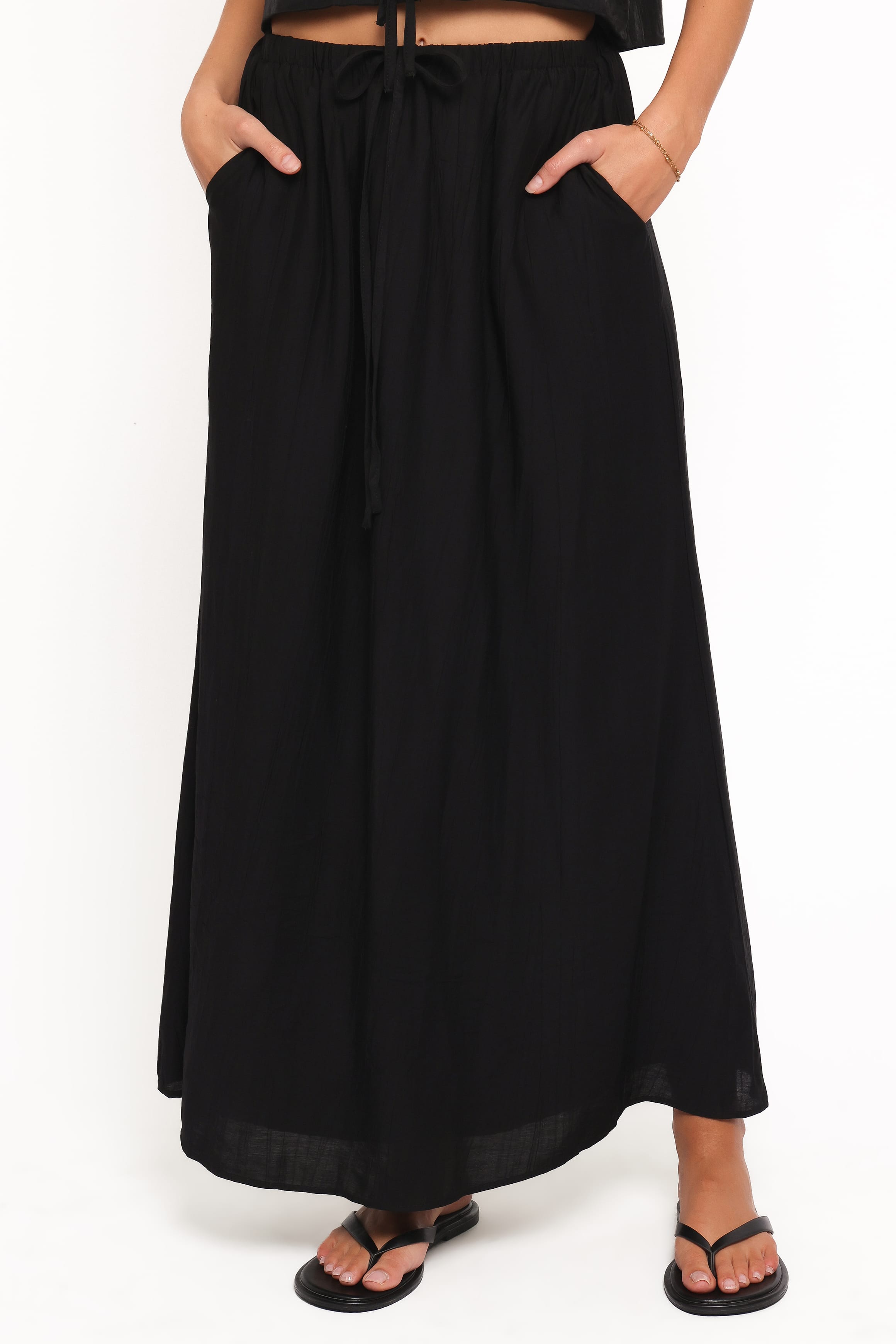 Captie Skirt Set - Black